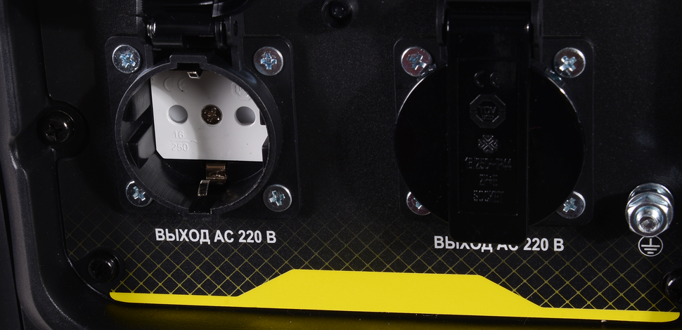 Инверторный генератор DN2200Si Huter 