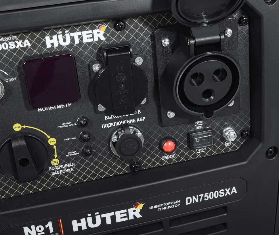 Генератор Huter DN7500SXA - панель управления, крупный план