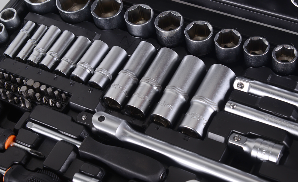 Набор инструментов, 1/2", 1/4", CrV, в кейсе 151 предмет Вихрь 